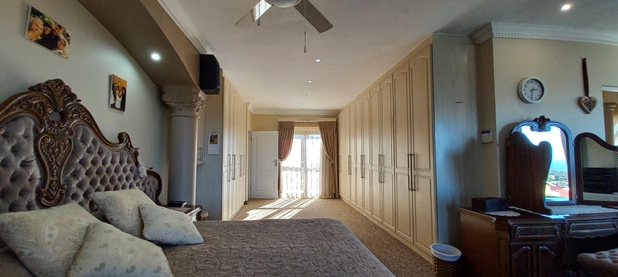 4 Bedroom Property for Sale in Hartenbos Heuwels Western Cape